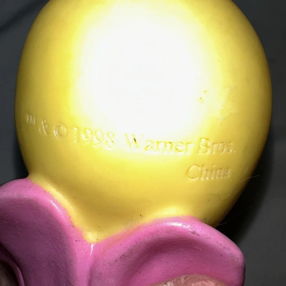 TWEETY BIRD in Flower Pot Looney Tunes Warner Brothers Plastic Vintage Rare 1998